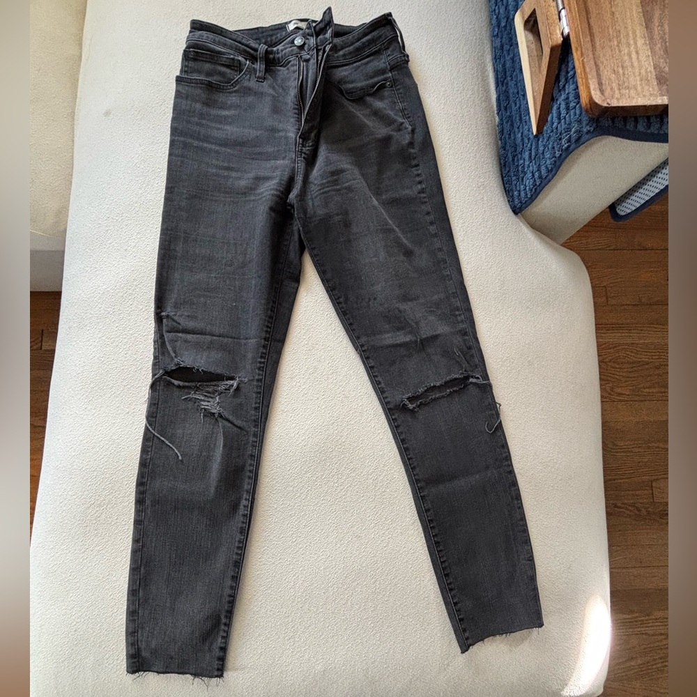 Madewell faded black Distressed Skinny Jeans